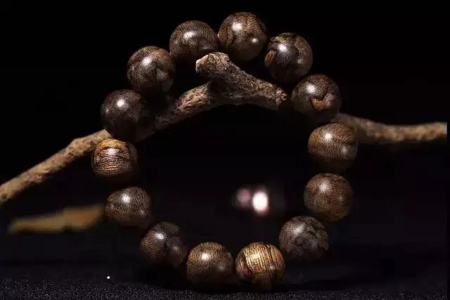 什么手串寓意好适合年轻人,23种手串代表什么