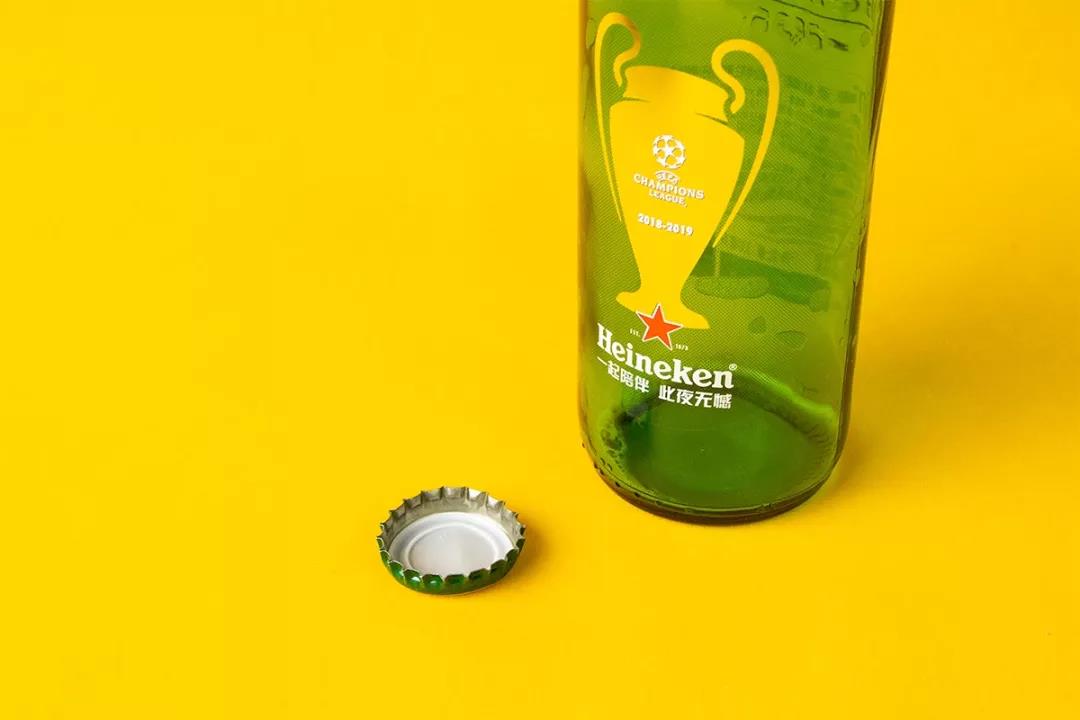 玛丽黛佳×喜力啤酒定制欧冠专属礼盒，原谅色口红来啦