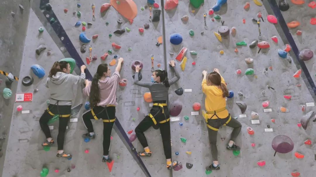 一组数字了解中国的变化,一组数据看消费回暖