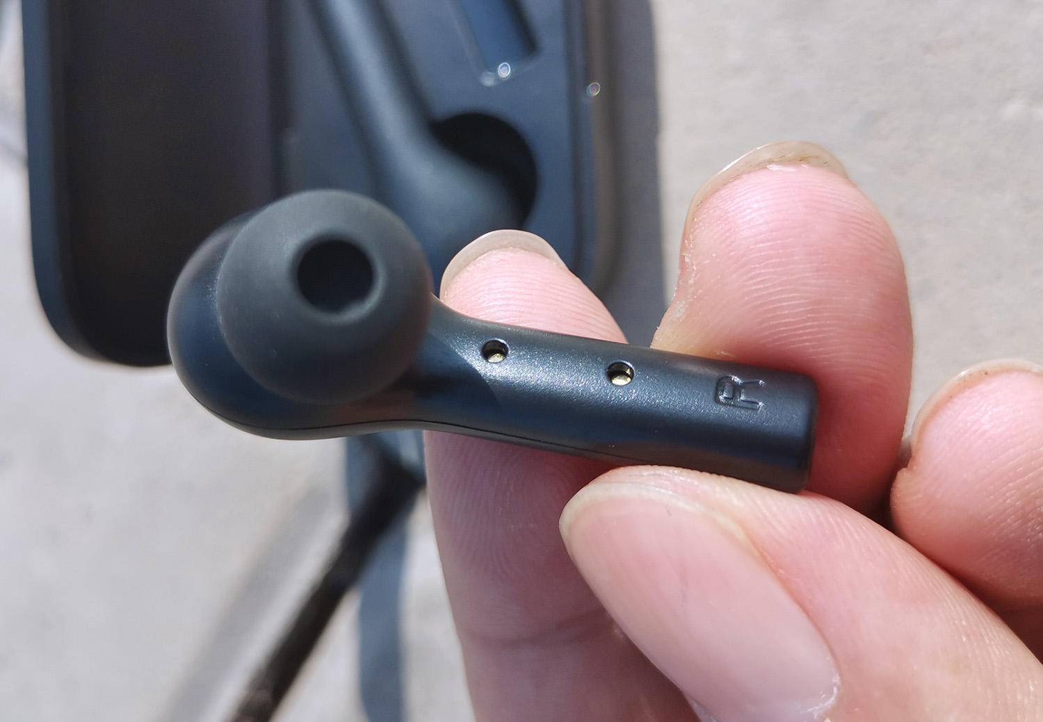 最轻巧实用的耳机,简单好用的耳机