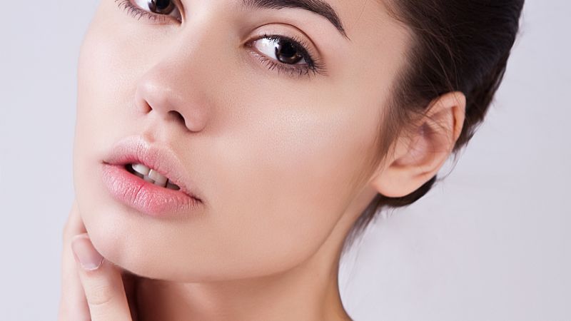 美白精华熊果苷怎么正确使用,三大美白神器除了熊果苷还有什么