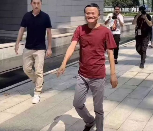 “最后一天上班的马云”从马云看阿里巴巴