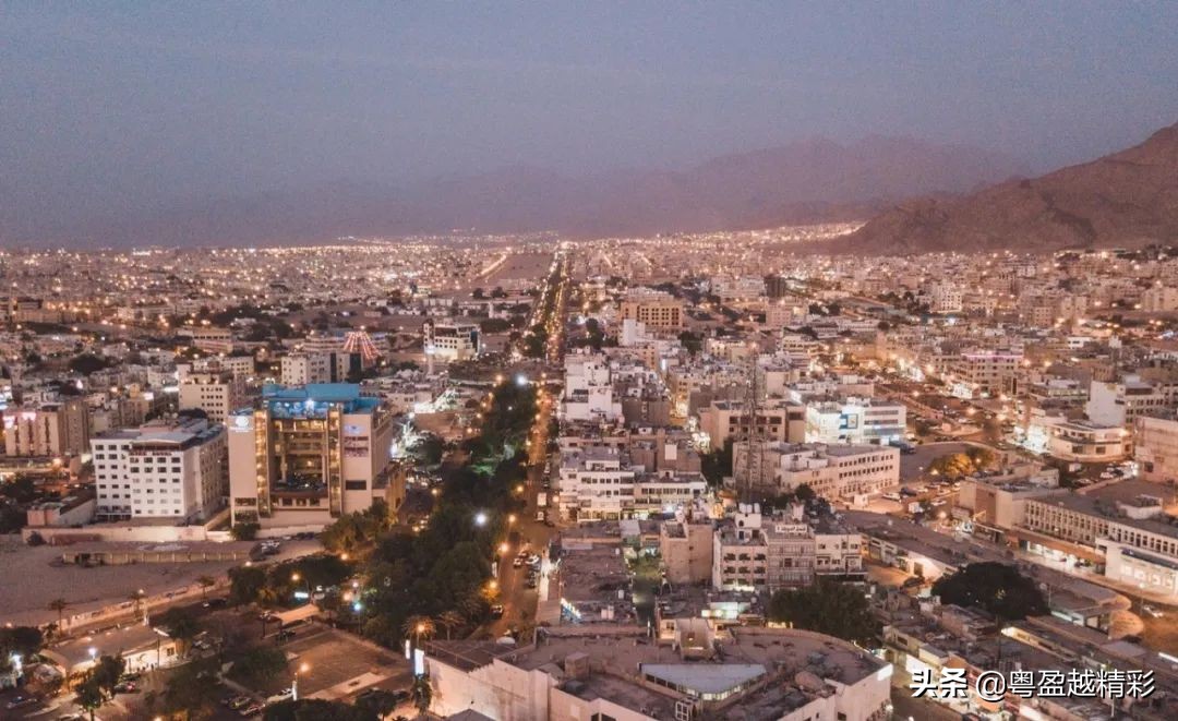 约旦瓦迪拉姆沙漠视频,约旦瓦迪拉姆沙漠峡谷