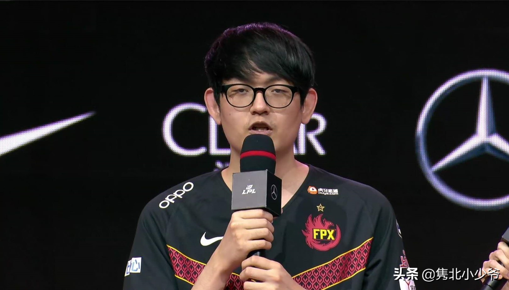 fpx金贡被压100刀,fpx4连败后换金贡