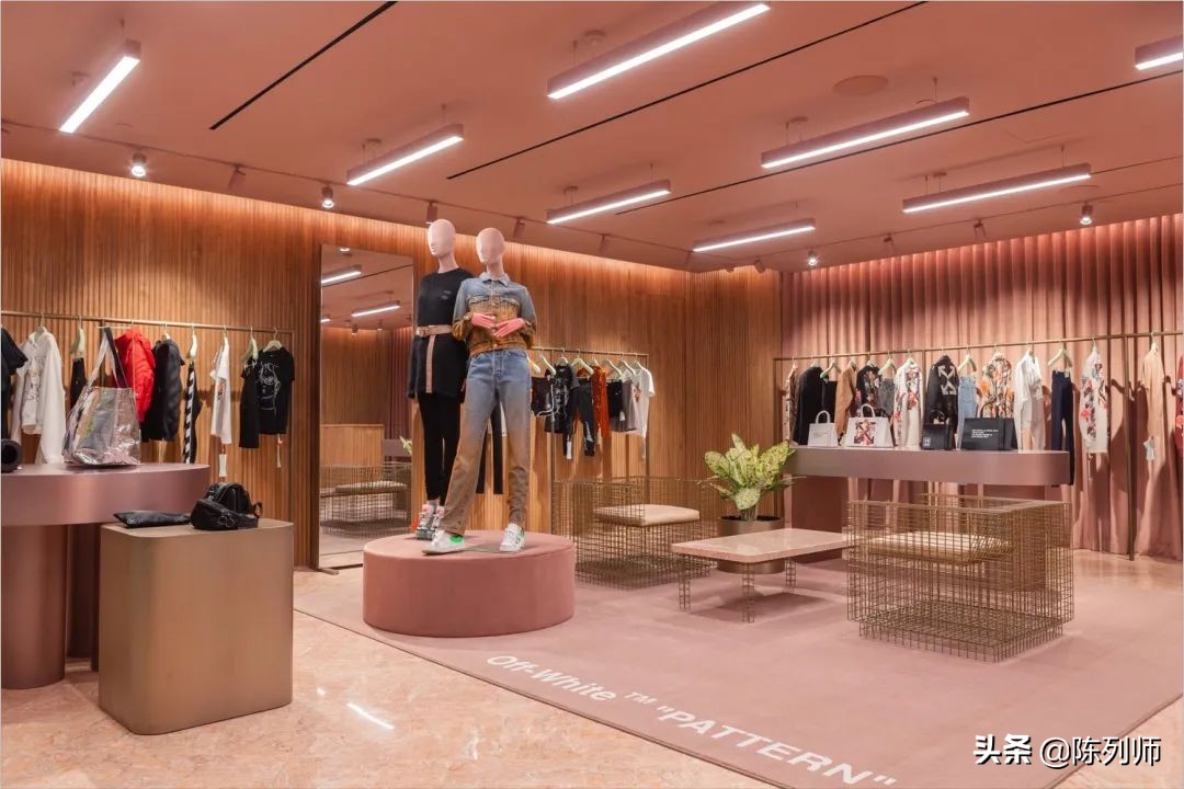 offwhite风格,白色品牌陈列搭配