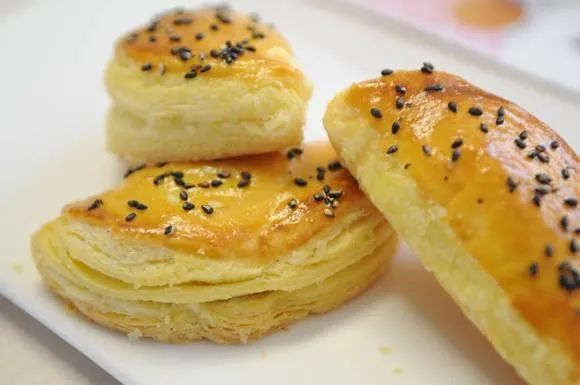 华酝牡丹园紫藤花,华酝牡丹园格桑花