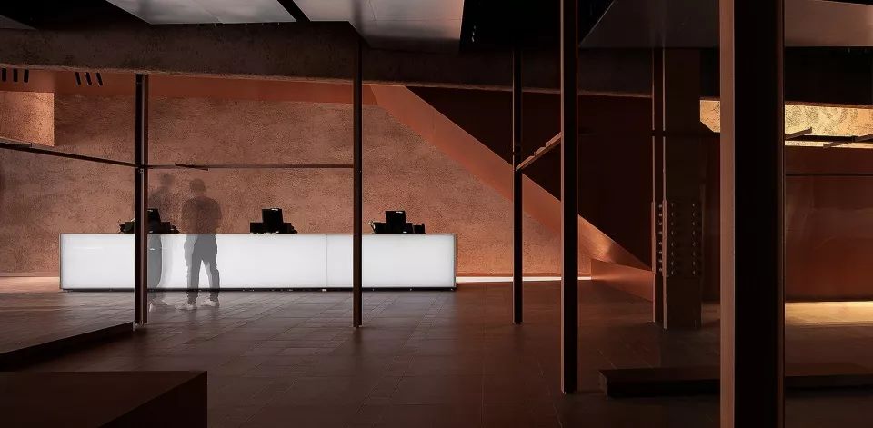 时尚品牌ur2017,ur逆势崛起的中国本土快时尚品牌