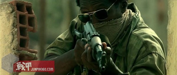 美国黑鹰战机坠落视频,黑鹰坠落最震撼视频