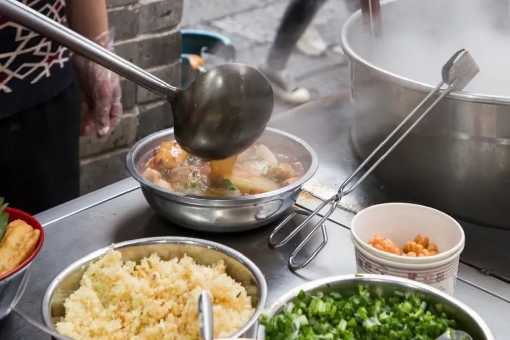 长沙平价麻辣烫,长沙最好吃的网红麻辣烫