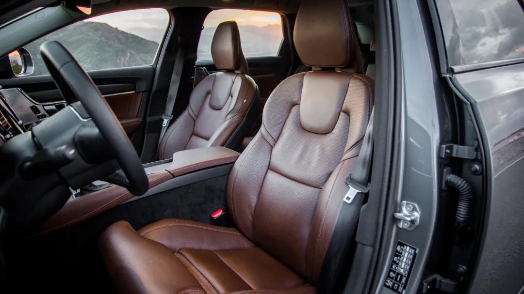 沃尔沃v90cc旅行车零整比,沃尔沃v90cc2020款和奥迪旅行车