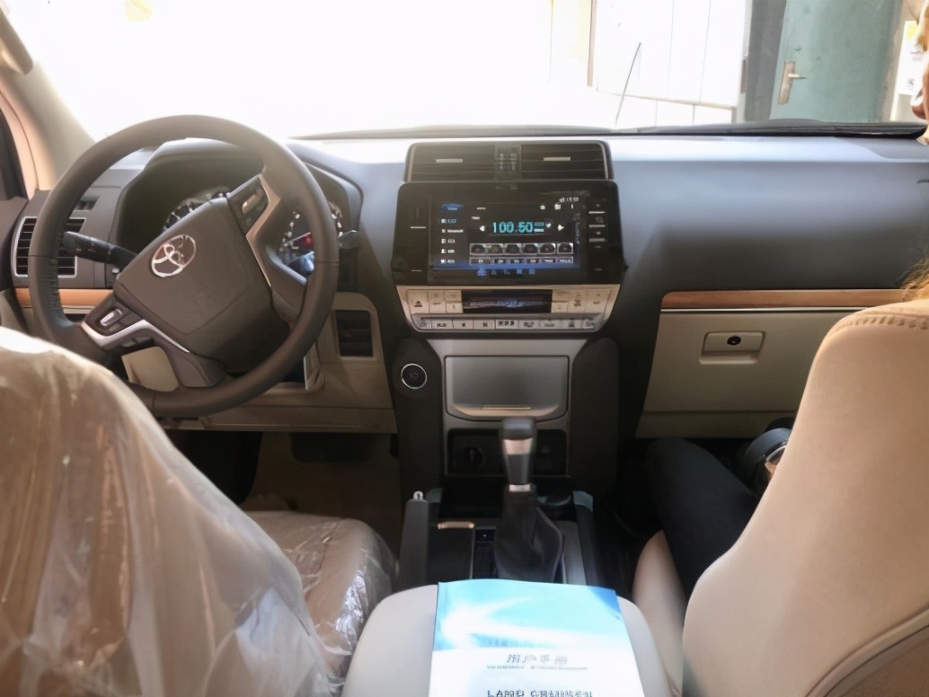 新款普拉多多少钱一辆四驱,2022款普拉多cvt变速箱