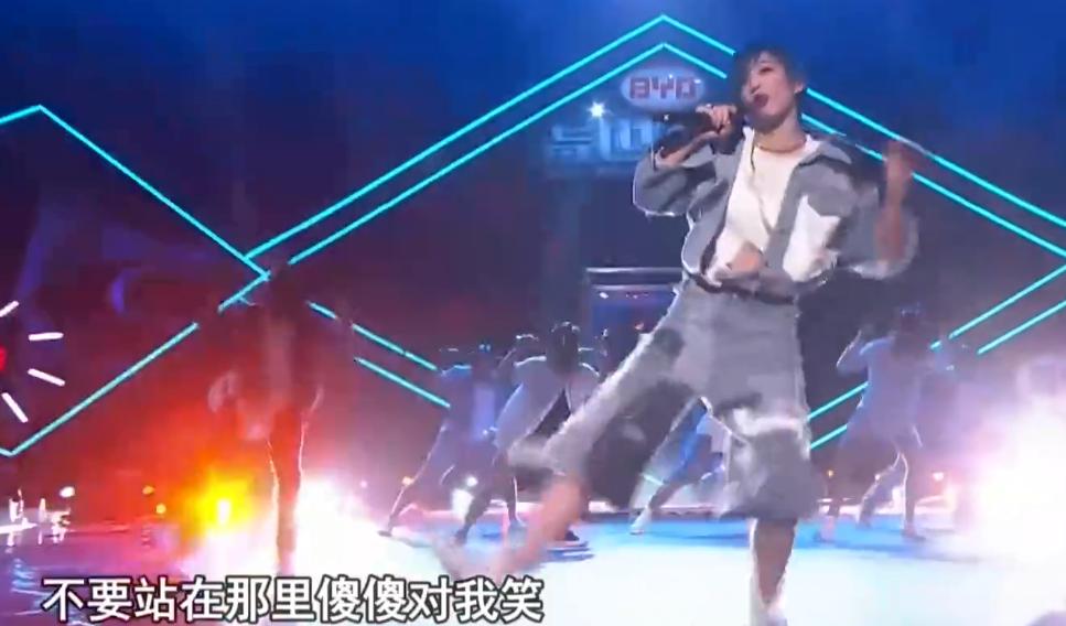 为什么洒水车总唱兰花草,洒水车为什么播放的音乐是兰花草