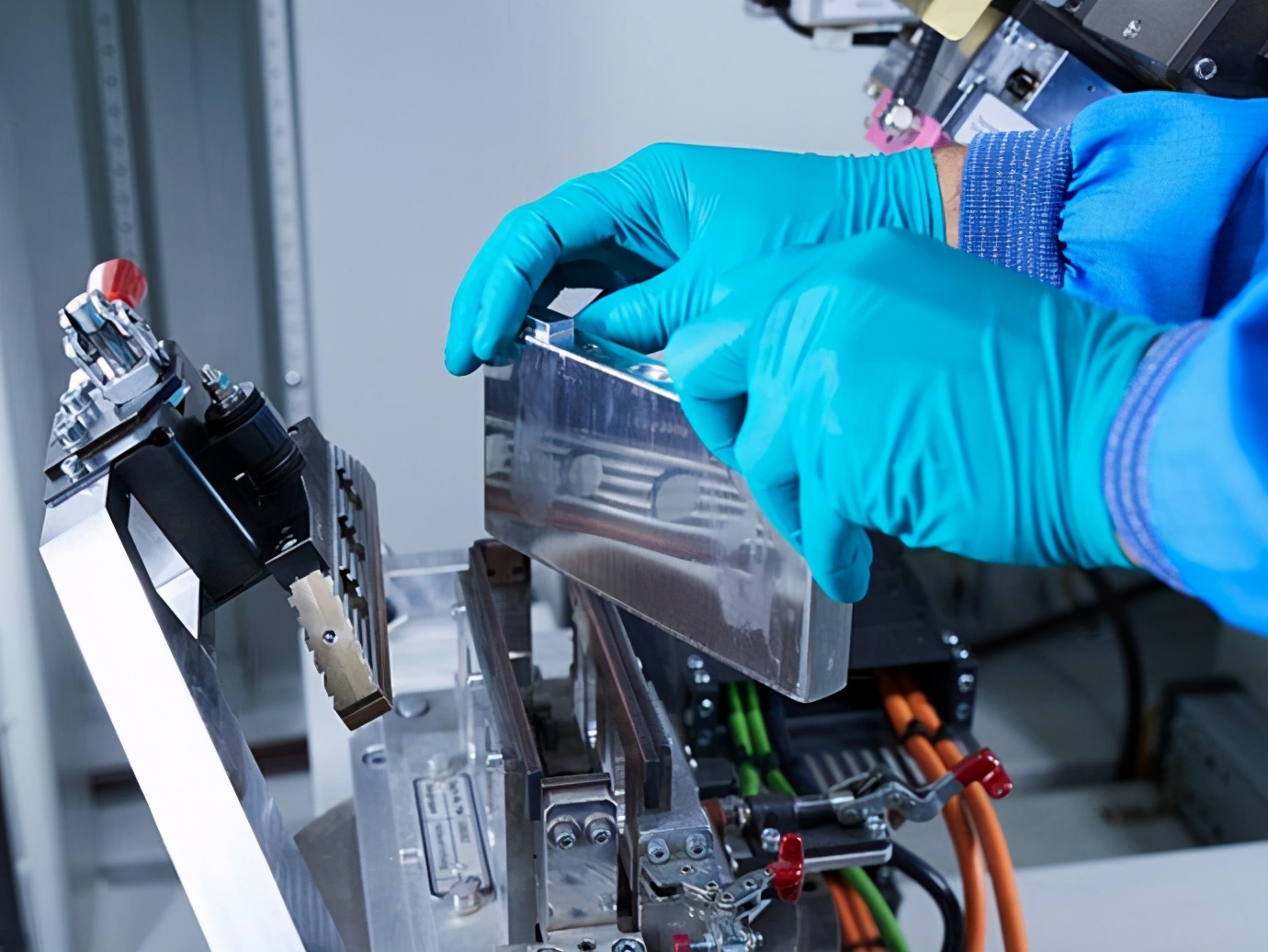 全球电池产业进入中韩主导时代,中国韩国半导体争夺战