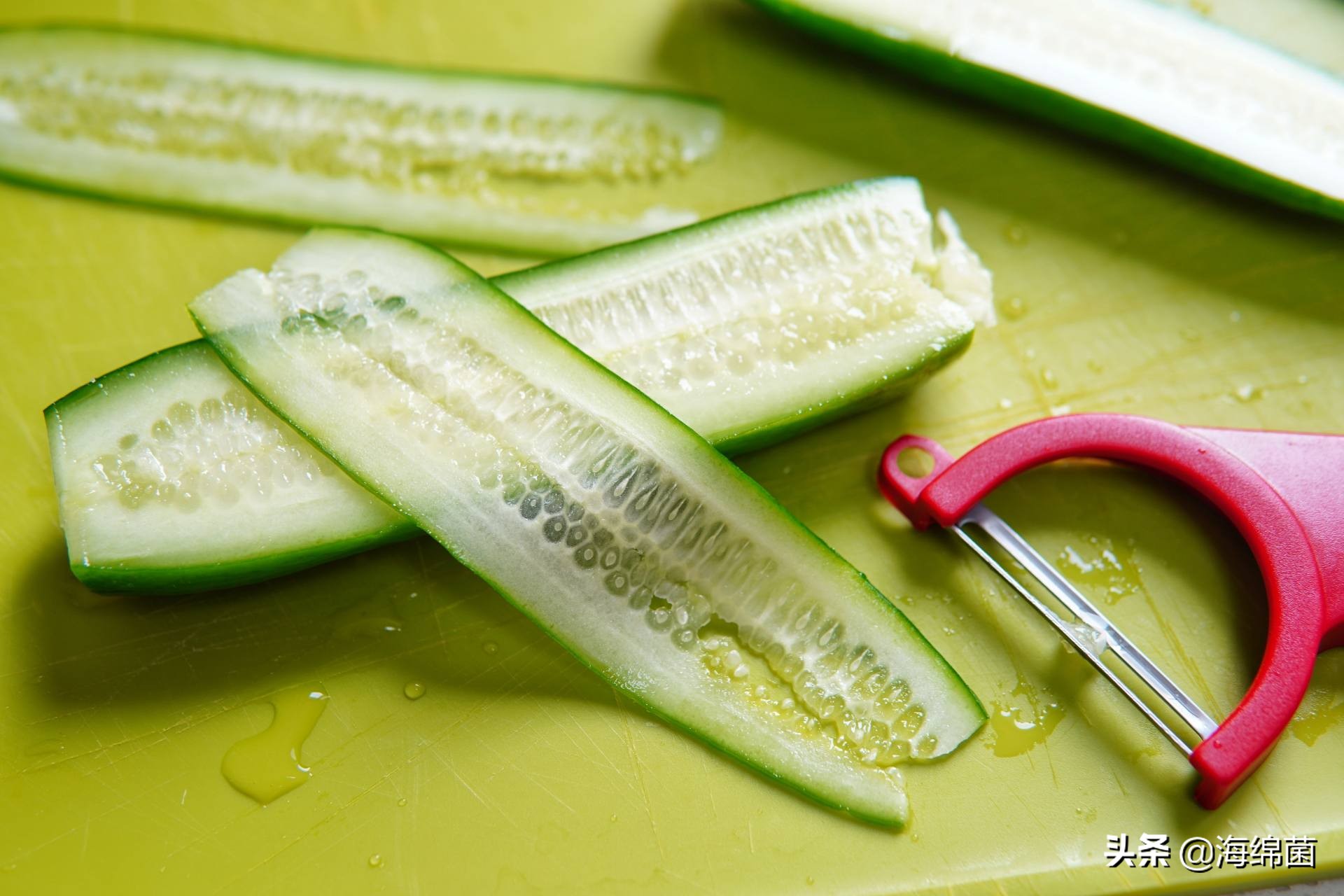 教你做一杯超好喝的夏日饮料,简单自制气泡水饮料