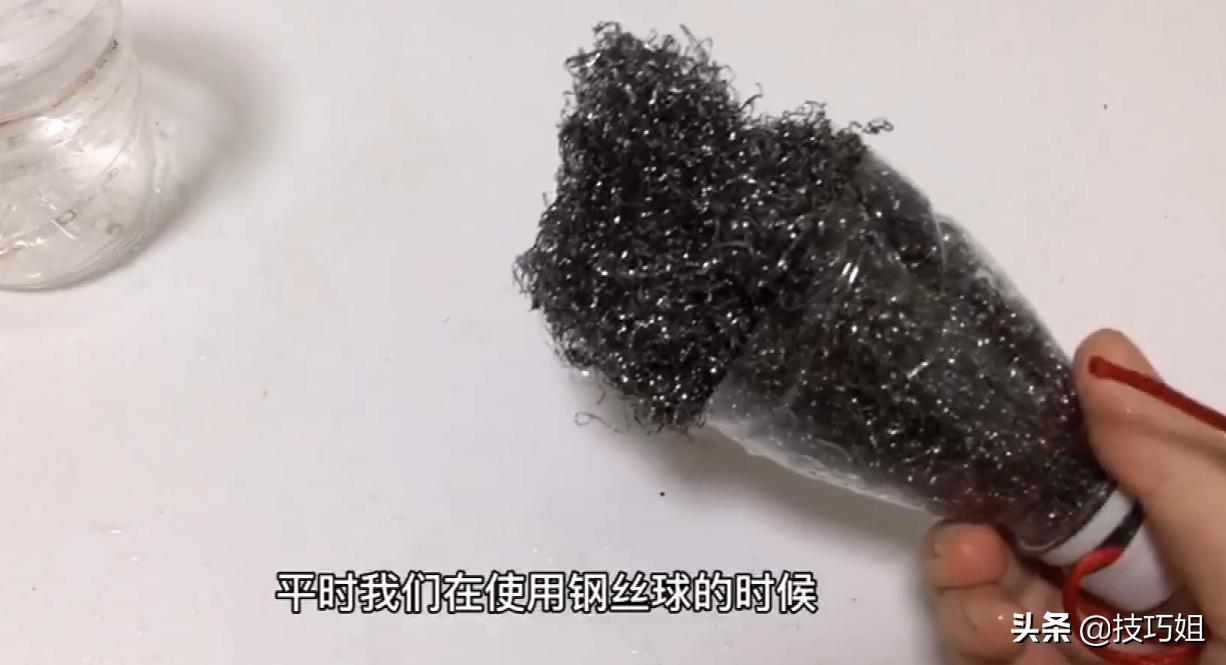 废弃瓶子别扔,生活小妙招废弃塑料瓶