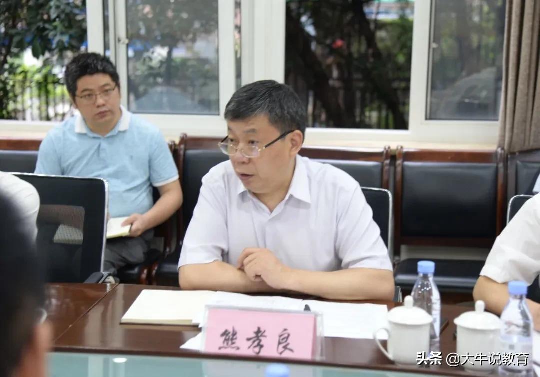 深圳市育才中学签约,育才中学与紫云民族中学签约仪式