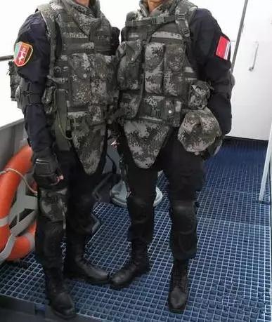 解放军购买140万套防弹衣,解放军两年内配发防弹衣