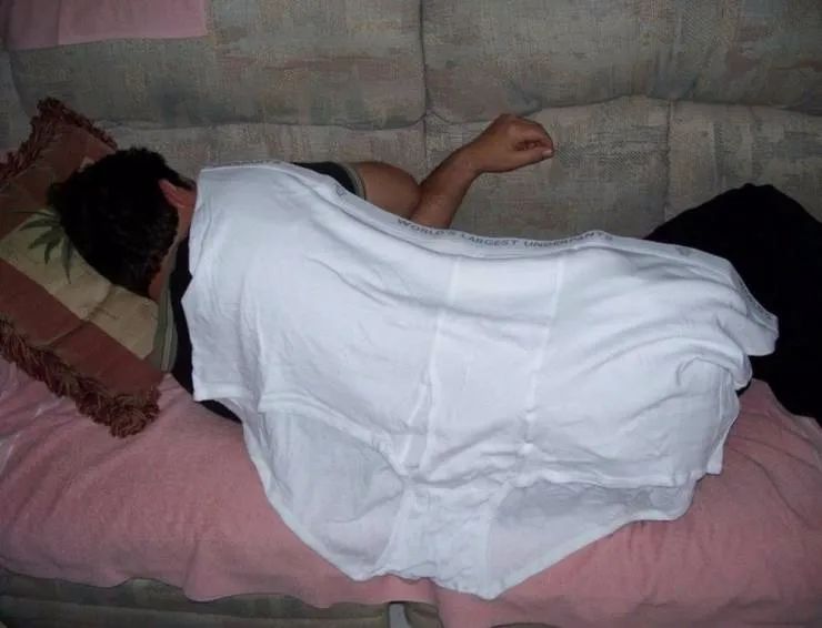 高中时暗恋的同学,高中暗恋班上女同学