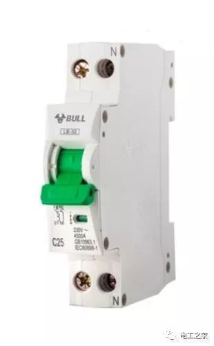 家装配电箱空开用1p还是2p的,家用配电箱空开选择标准