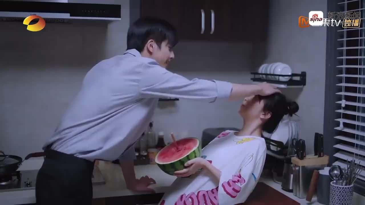 形容厨房干净整洁的句子,形容厨房很干净的话