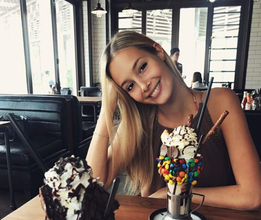 鲁能新援妻子不输佩嫂,鲁能最帅球员女朋友