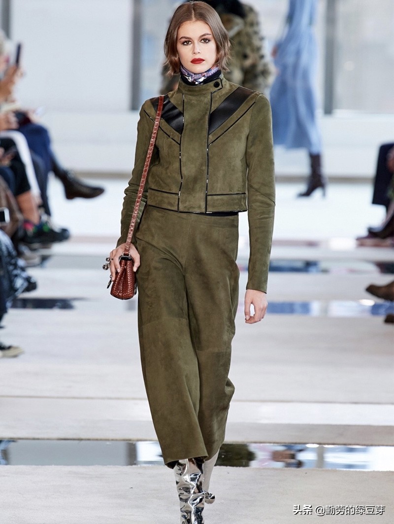 longchamp2017春夏 (恰如其分的自由longchamp2020秋冬)