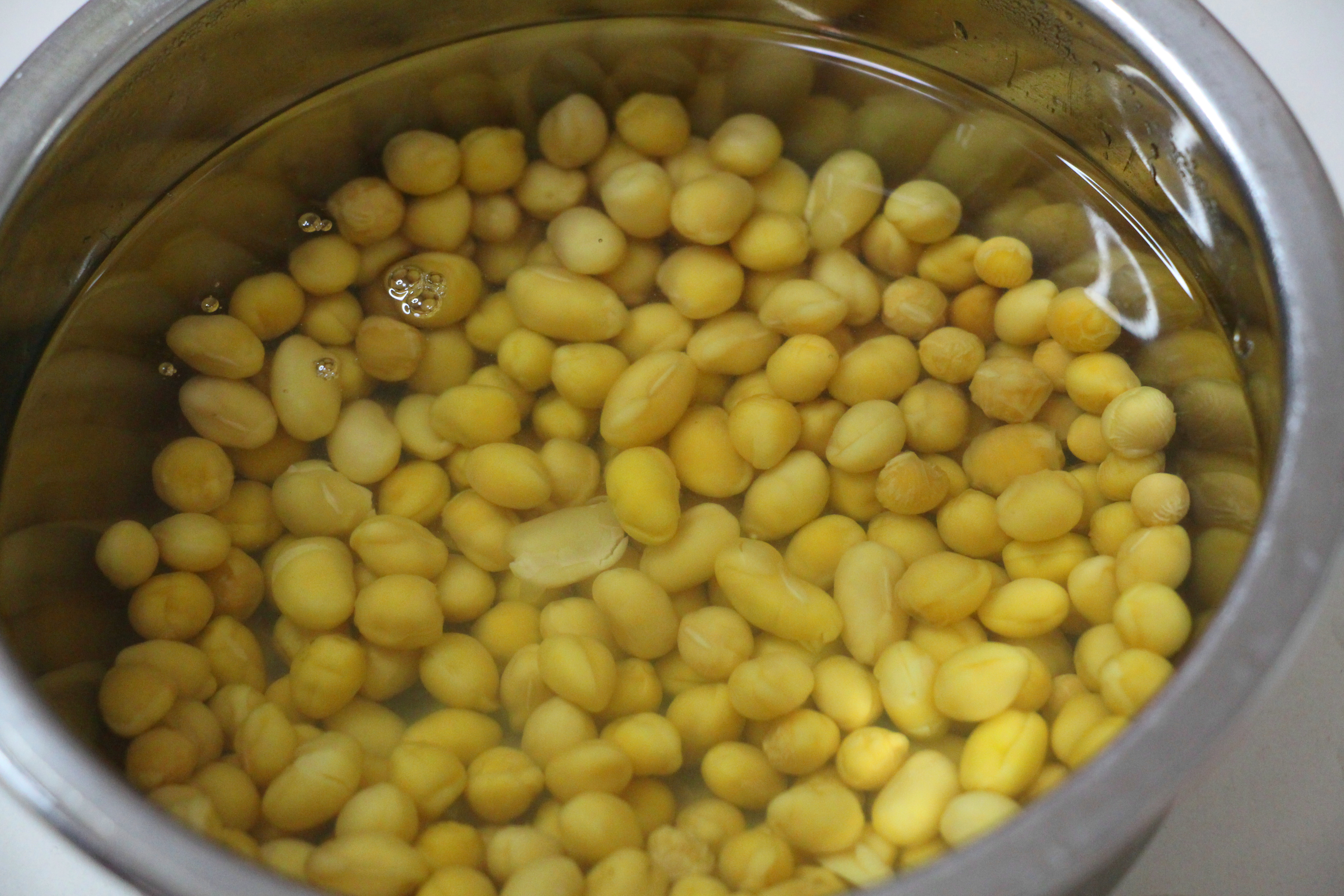 做豆浆黄豆要泡多少时间,做豆浆黄豆需要泡吗