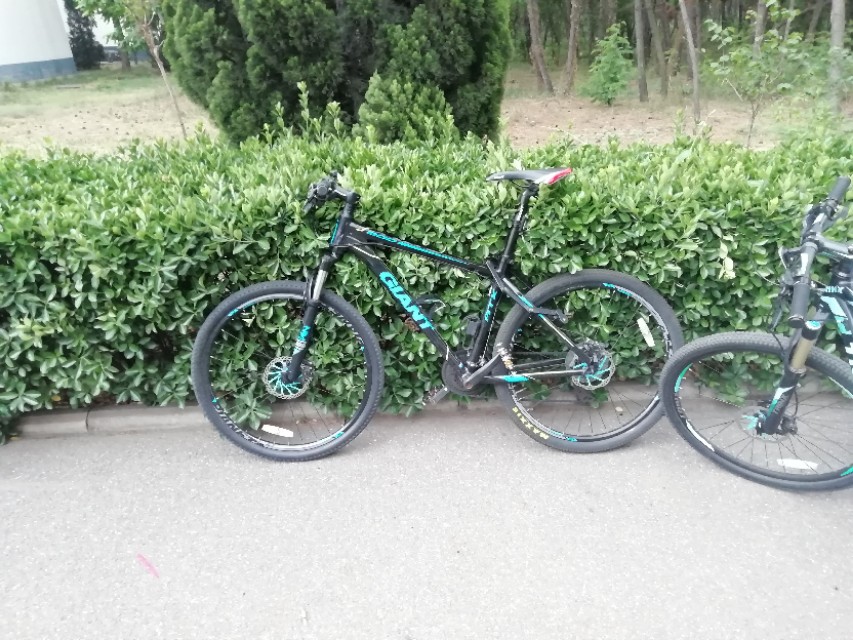 捷安特1000左右的山地车推荐,捷安特atx690山地车多少钱