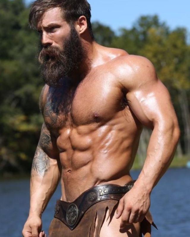 二头肌快速生长,二头肌迅速增长训练哑铃