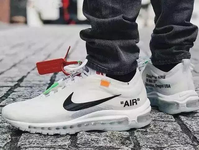 饥饿营销限量款 (饥饿营销限量定制款)