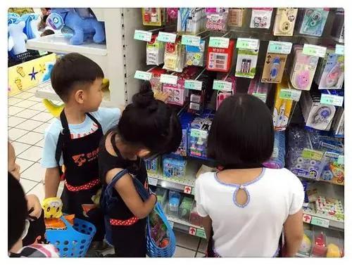 8岁的熊孩子偷偷买了6千元的苹果手机，家长焦虑：钱能退吗？