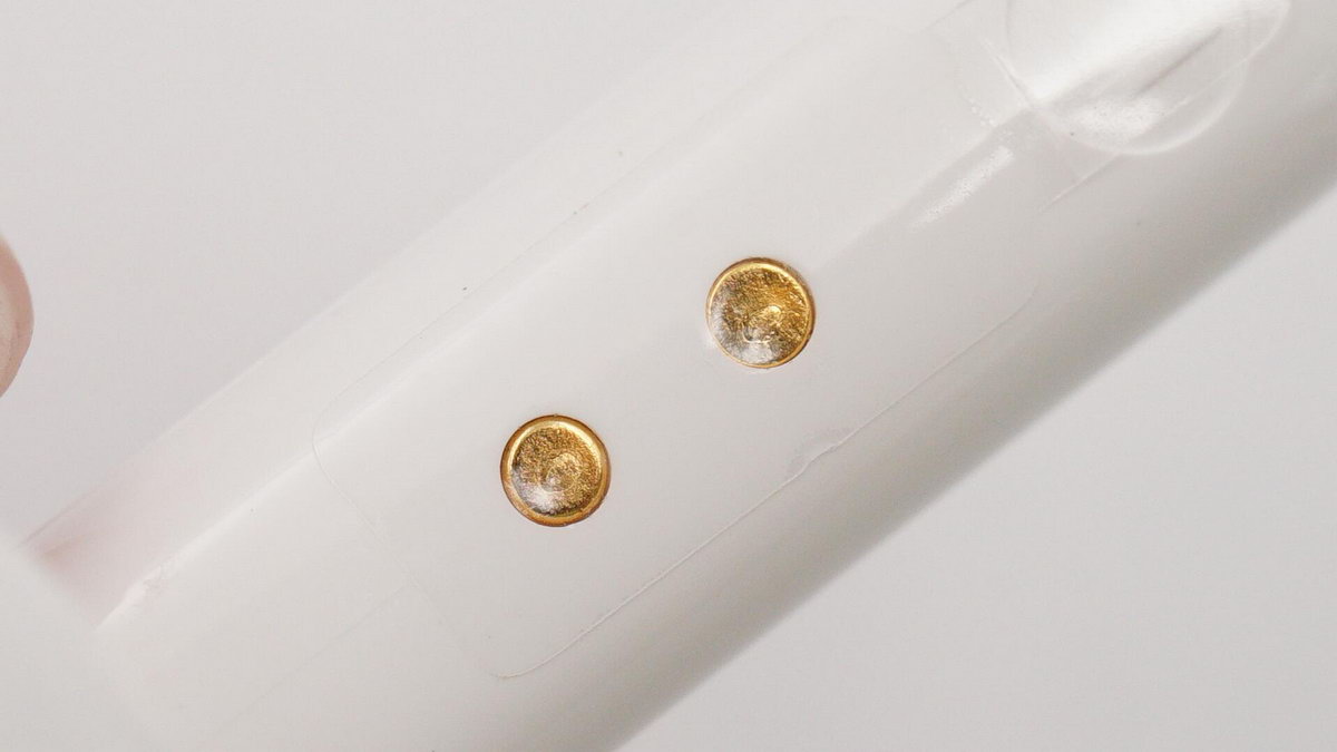 远销非洲的TWS真无线耳机应该注意什么?拆解传音TECNOBuds2看看