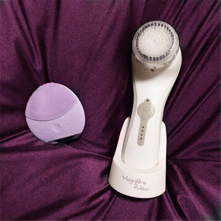 “小脸梦”光靠护肤品怎么够?美容仪才是留住青春的神助攻