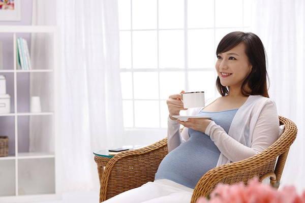 孕期胎动一直都很频繁正常吗,孕期胎动一直频繁但有规律