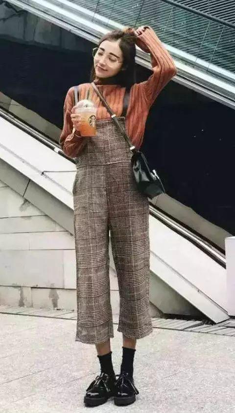 鍗疯¥鑴氶湶琚滆鏁欏,绉嬪啲鍗疯¥鑵块湶鑴氳笣