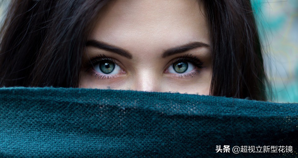 眼睛里进异物的正确处理方法,眼睛进了东西有什么偏方处理