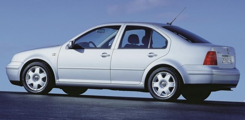 2022新款朗逸plus和新款宝来plus,朗逸plus1.5和宝来1.5l哪个动力好