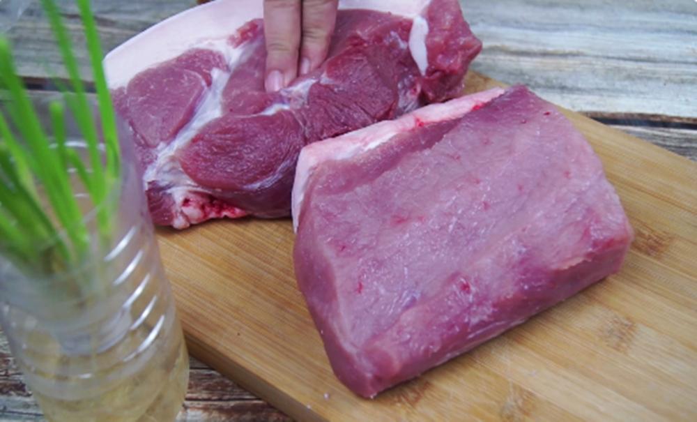 买猪肉记住三不买,买猪肉怎么选新鲜的和冷鲜肉