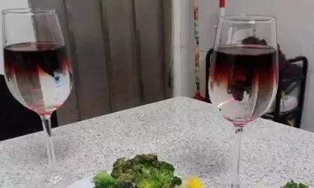 喝红酒的八大禁忌口诀,喝红酒的技巧与忌讳