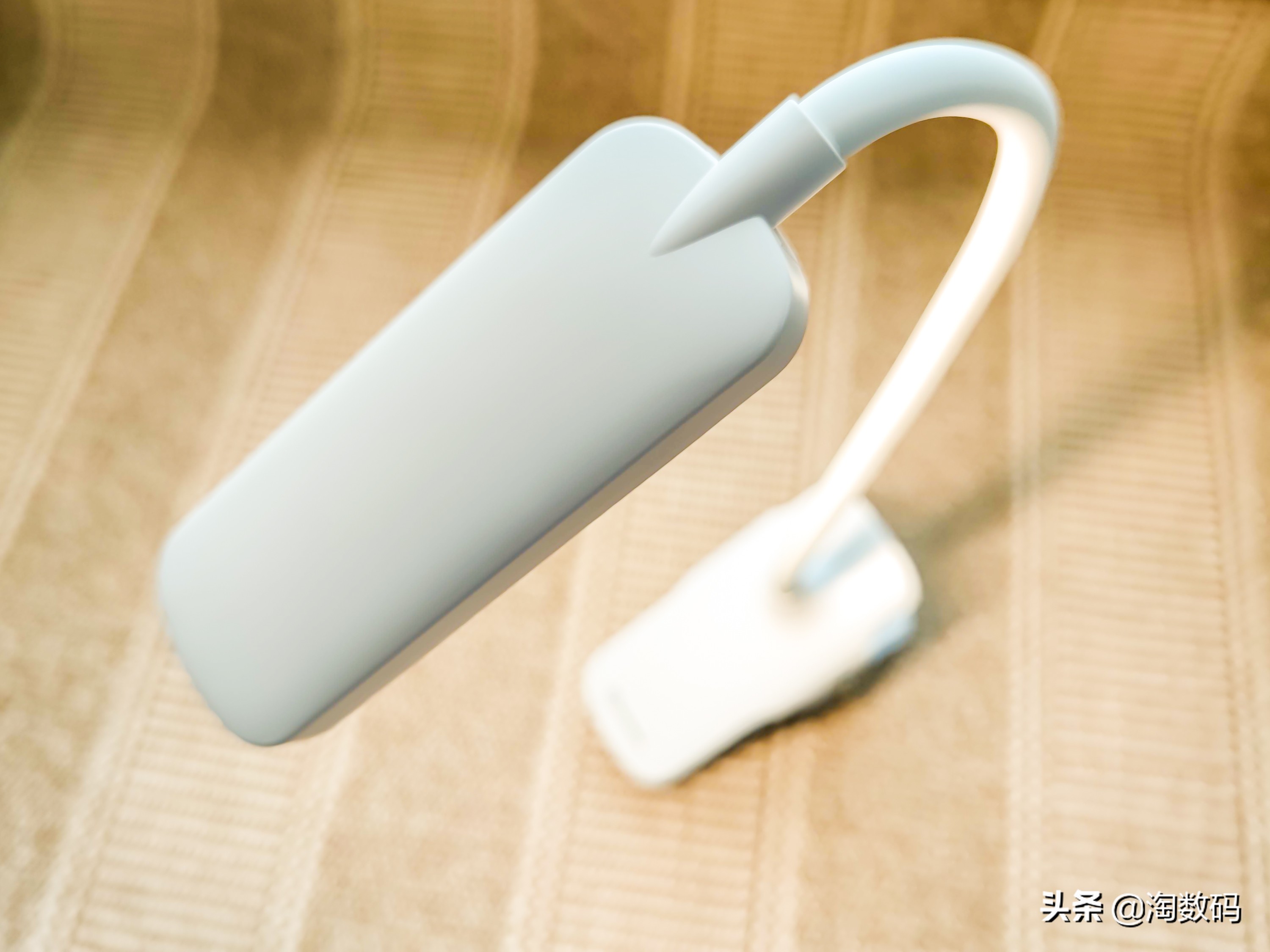 ￥9块9的德国LED充电台灯？105年欧司朗血统能否传承，开箱晒个单