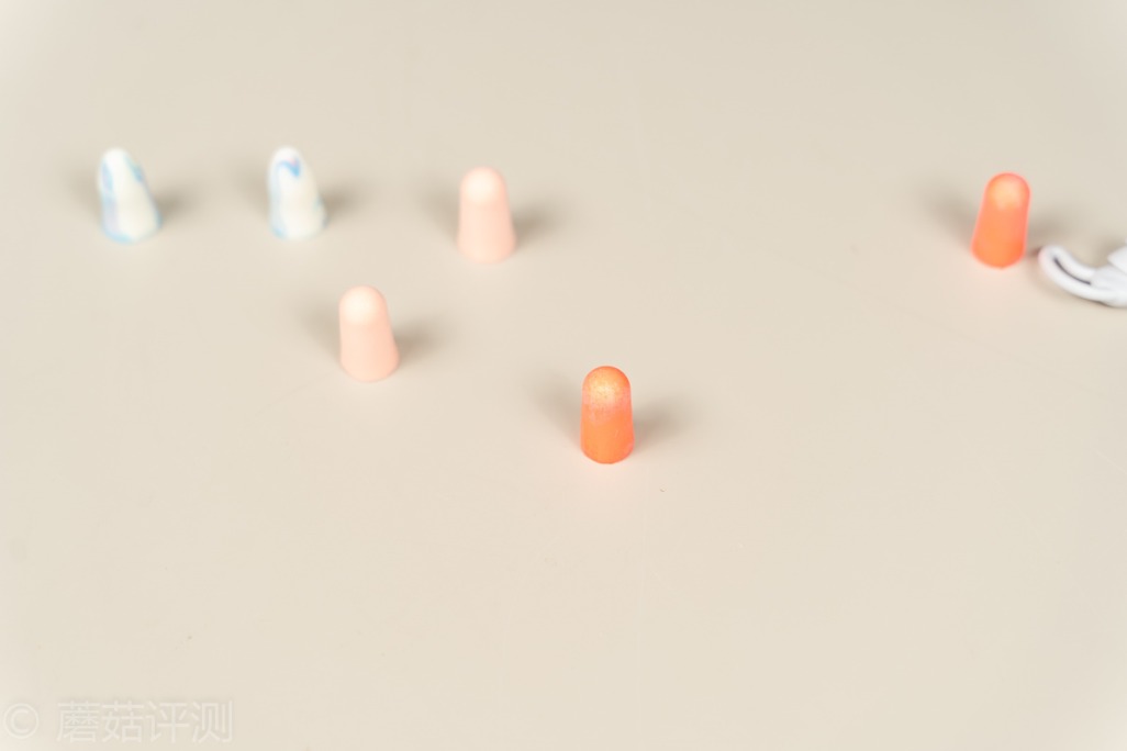 最好的降噪耳塞推荐,体验感最好的头戴降噪耳机