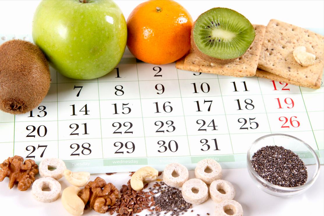 新生儿头发稀疏怎么变浓密,新生儿发量多预示长大发量多吗