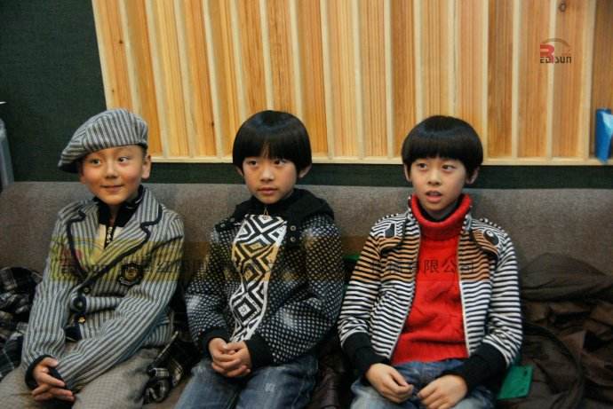 易烊千玺偶练,易烊千玺小成员