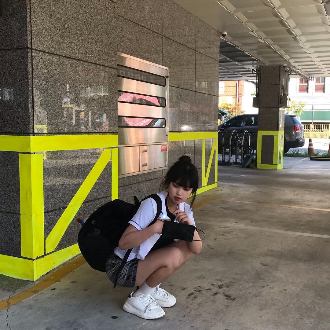 韩国女性在学校穿什么校服,韩国校服款式有哪些风格