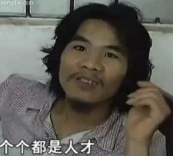 “即使爸爸再忙，也会抽空看美女。”看了娃造的句我笑到打鸣