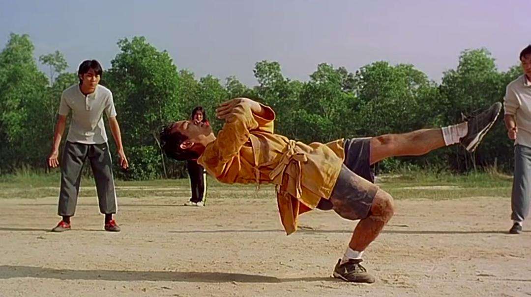 谢贤第一次见少林足球队,谢贤为什么会出演少林足球