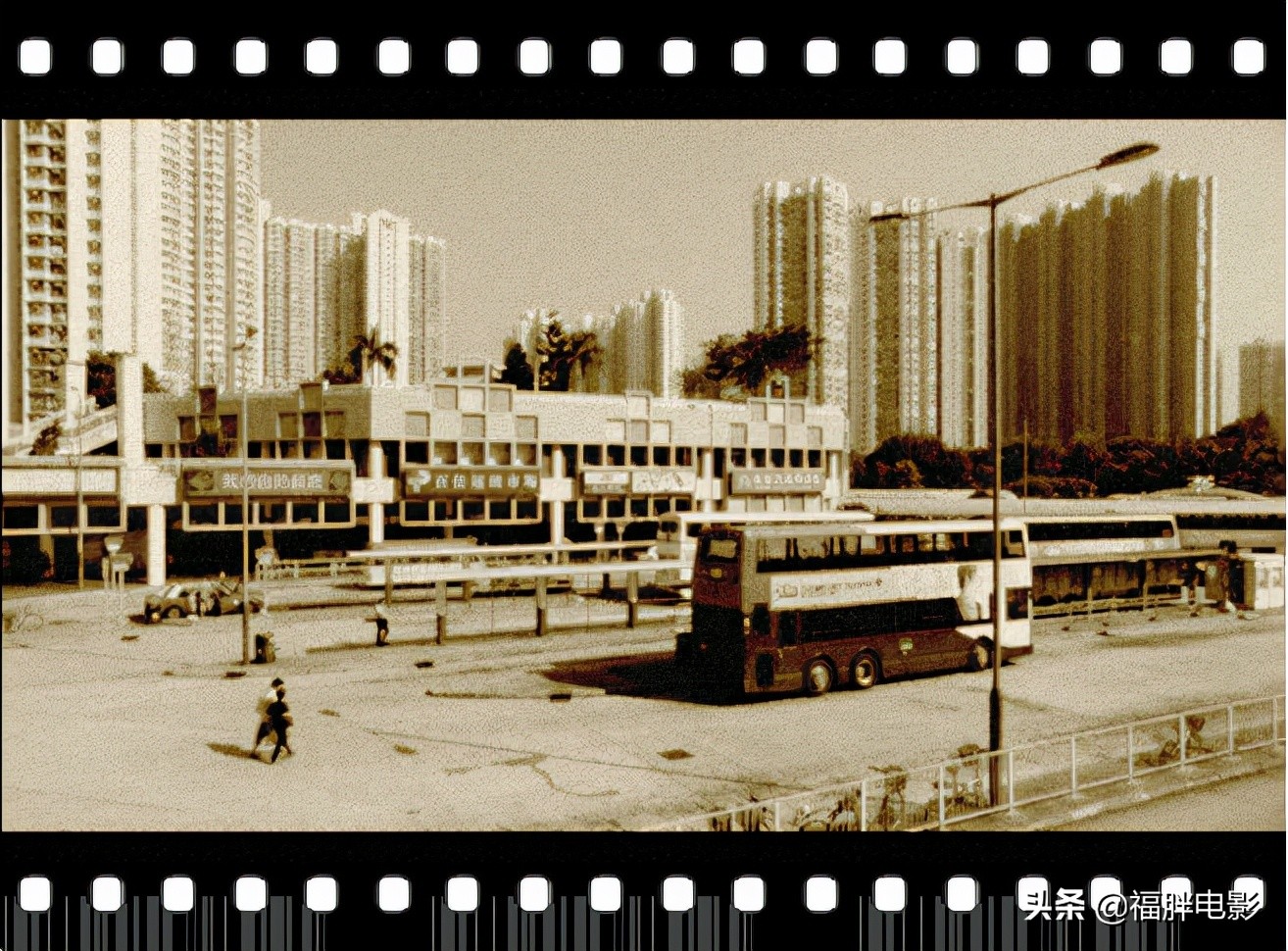 大屿山到慈云山，清水湾到铜锣湾——关于香港电影的“地理图”