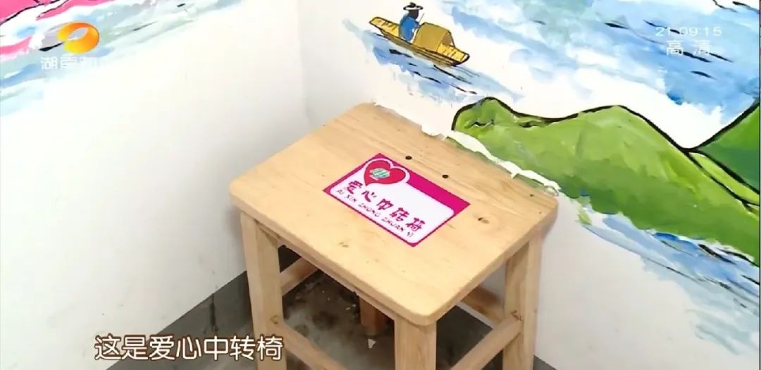 长沙这个小区太好看了！一单元一主题，一楼层一特色！七一六小区“美丽楼道”惊艳登场