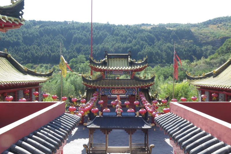 南芬钓鱼台玉龙观酒坊,游走紫竹院