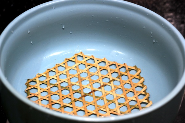 炖猪头的料汁,陈醋焖猪头肉